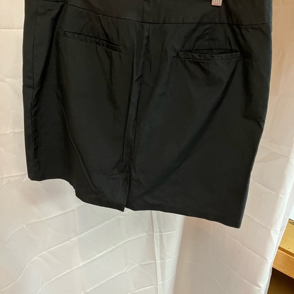 Classic Black Knee Length Skirt - Picture 2 of 4